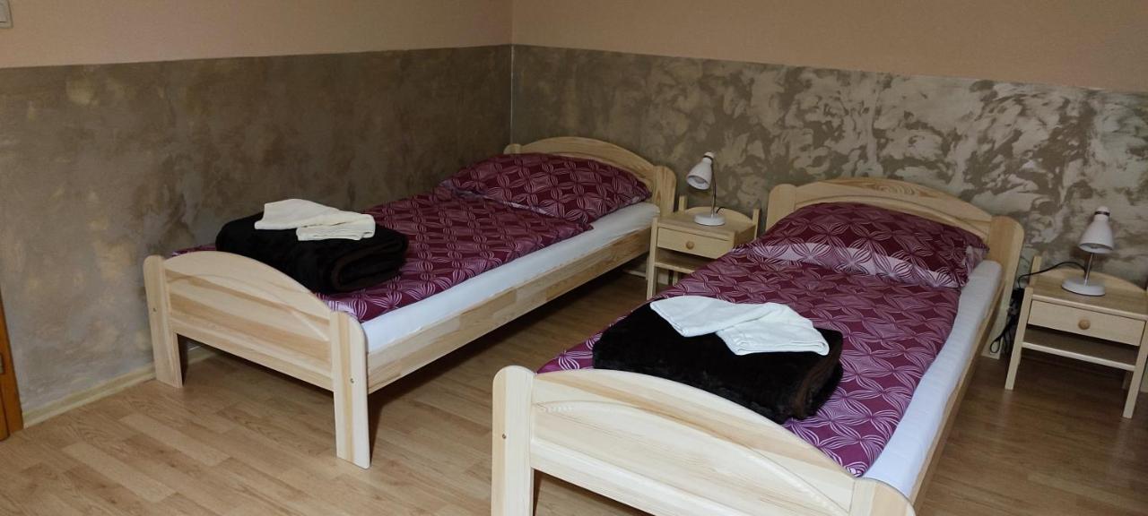 Penzion Zeleny Dvor Velka Lomnica Δωμάτιο φωτογραφία